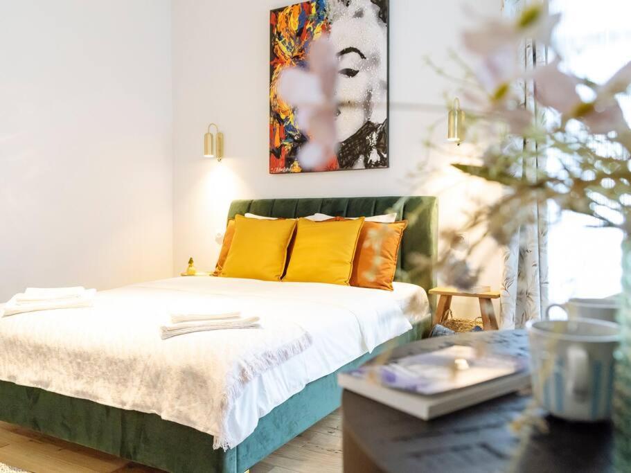 Le Bijou De Marilyn Apartamento Bucareste Exterior foto